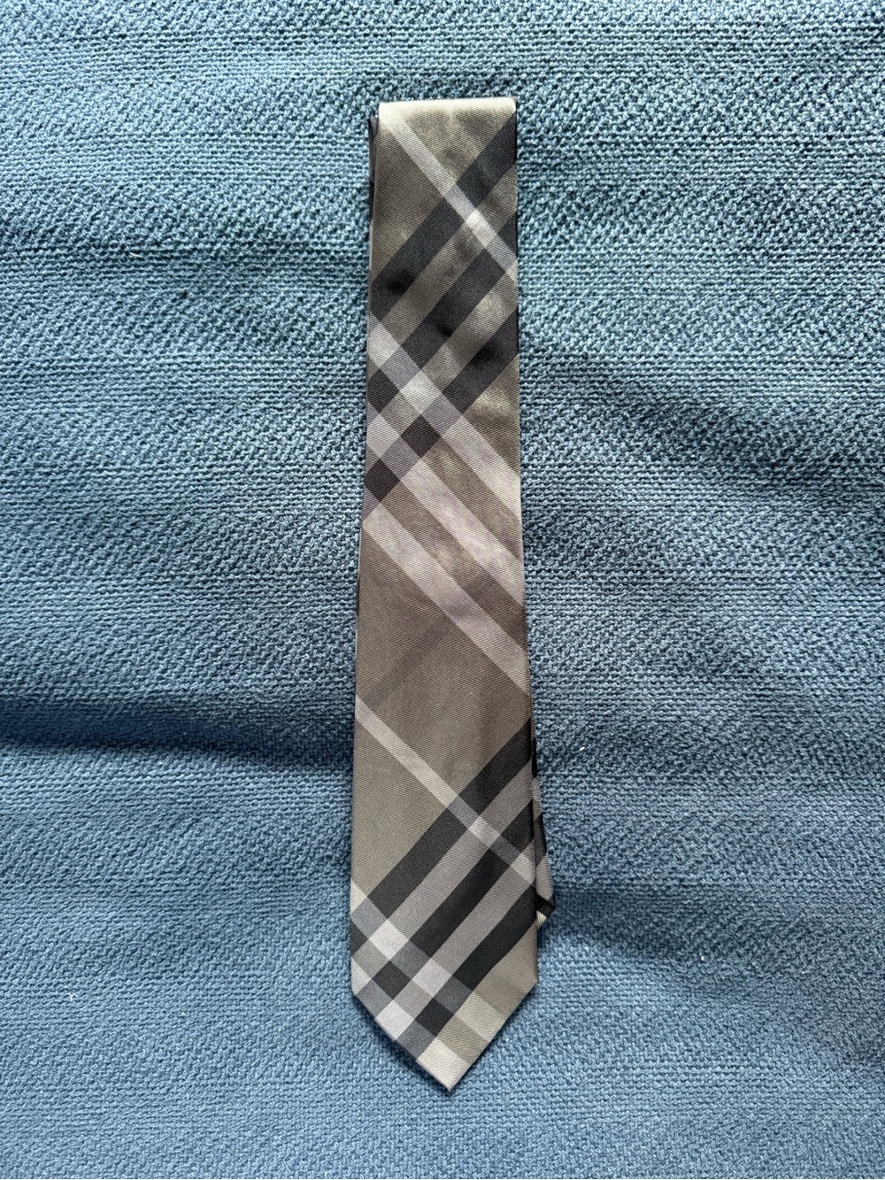 Burberry Large Check tie - Black/Grey/Silver